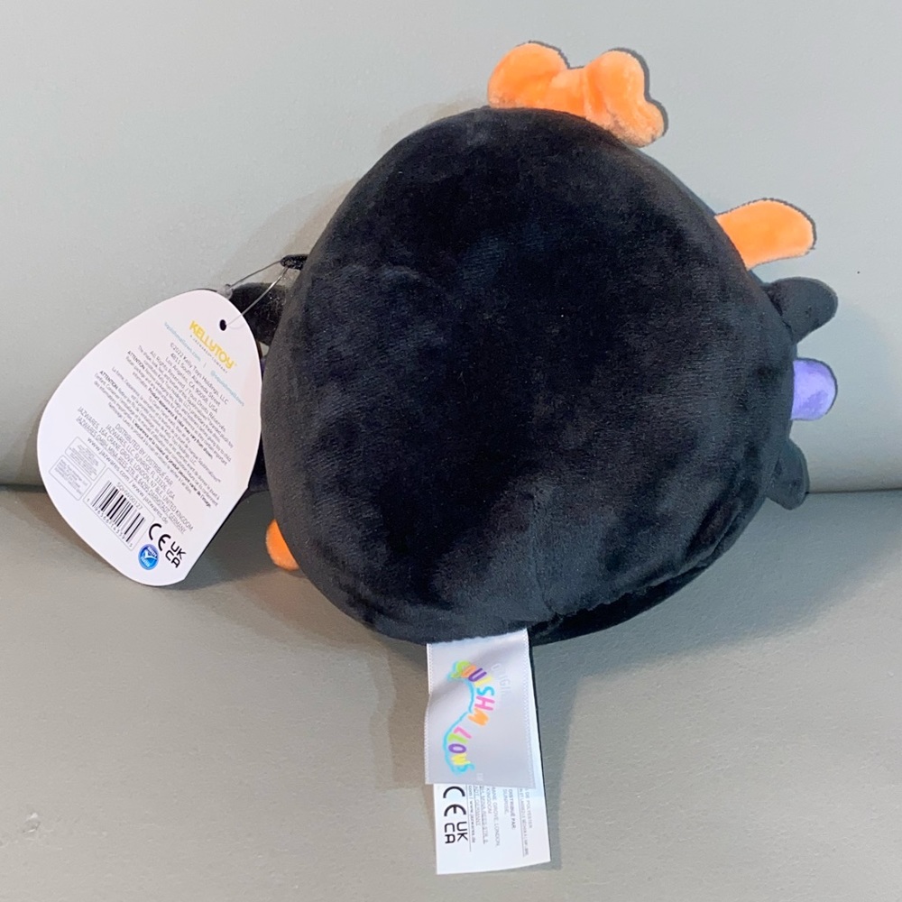 5” Squishmallows Dominik the Spider Halloween Plush Toy - Picture 3 of 4